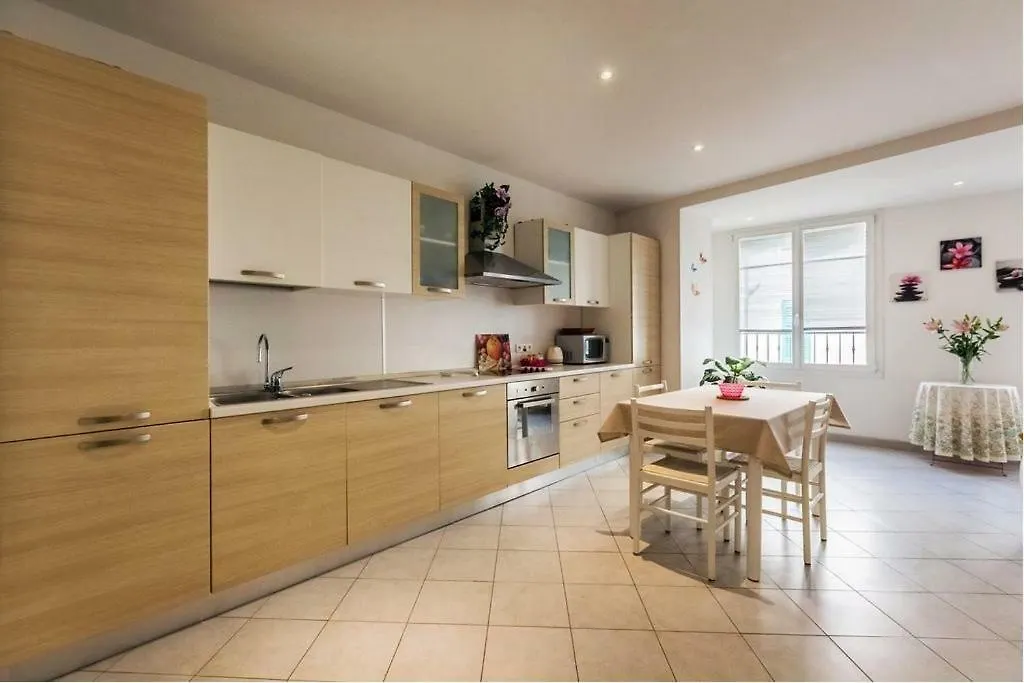 Appartement L Olivier à Antibes 0*,  France